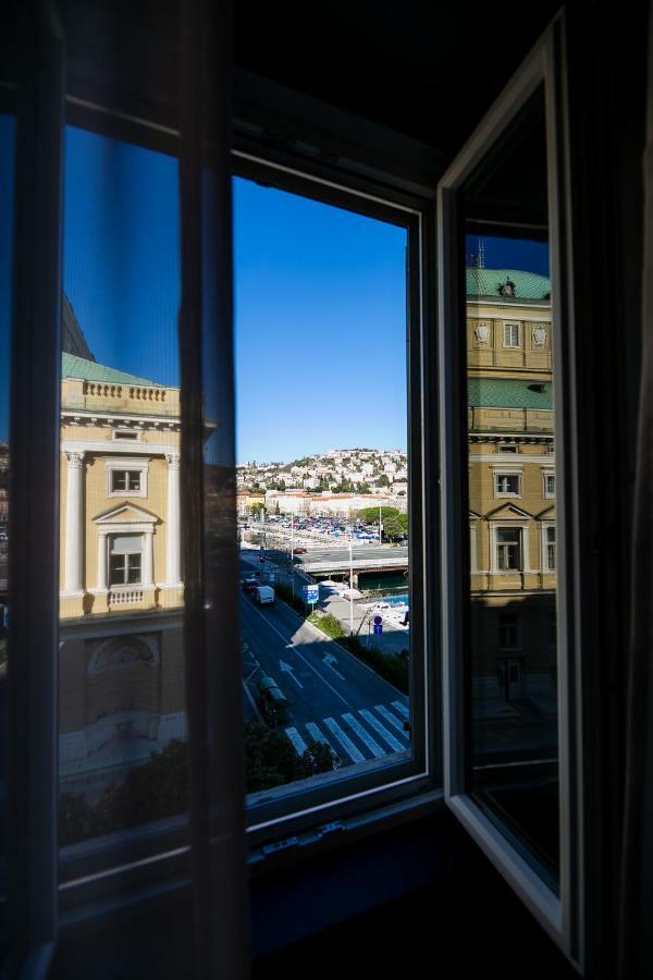 Teatro Suite & Rooms Rijeka Exteriör bild